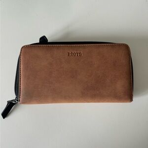 Roots wallet